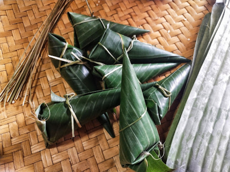 Bánh cooc - mò món ăn đặc sản của người Tày 